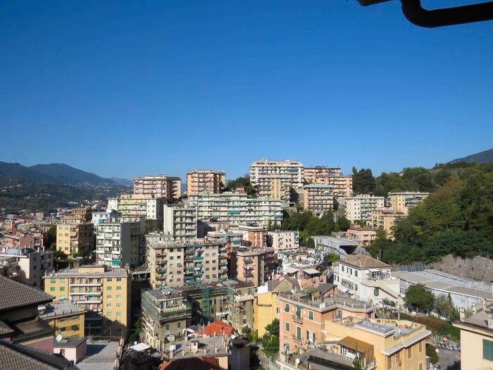 Appartamento con 5 locali in vendita in Viale Michelangelo Buonarroti, Certosa, Genova