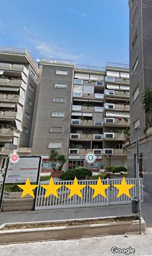 Appartamento con 6 locali in vendita in Via Firenze, Centro, Andria