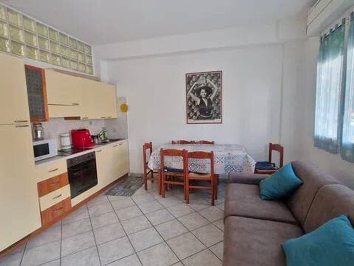 Appartamento trilocale in vendita in Viale Dei Lecci, Lido degli Estensi, Comacchio