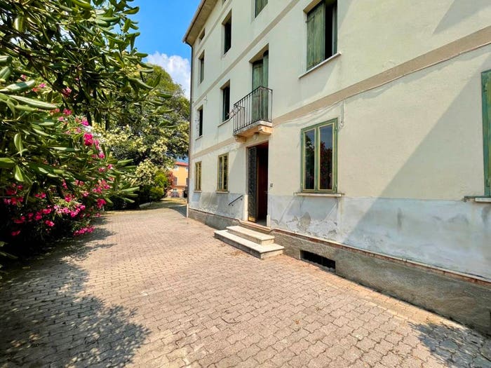 Casa con 6 locali in vendita in Via Calcaussa, Centro, Santorso