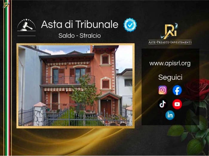 Appartamento con 6 locali in vendita in Via Basilicata, Palazzo San Gervasio