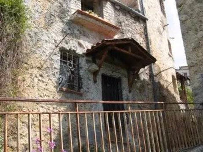 Casa trilocale in vendita in Via Cittadella, Roccacasale