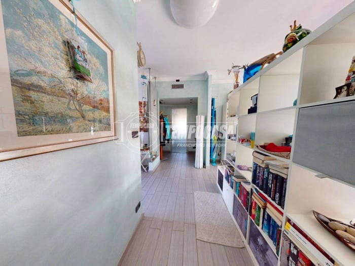 Appartamento quadrilocale in vendita in Via Vernone, Centro, Caselle Torinese
