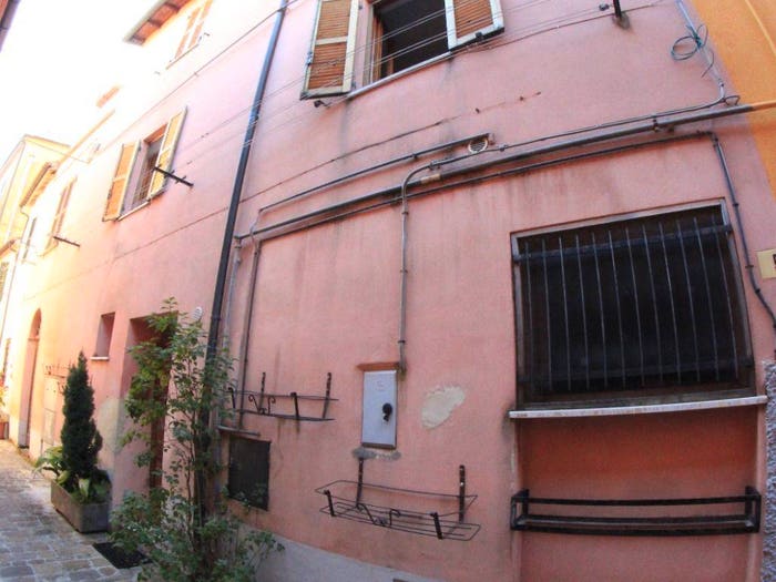 Casa con 5 locali in vendita in Vicolo Castrica, Centro, Fabriano