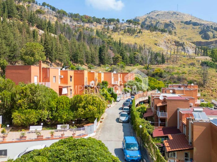 Casa con 6 locali in vendita in Via Castellana, Borgo Nuovo Castellana, Palermo
