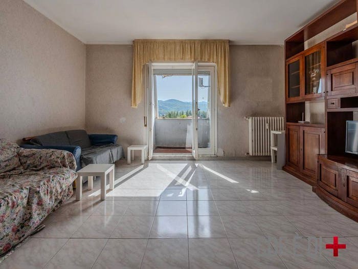 Appartamento quadrilocale in vendita in Viale Lionello Matteucci, Rieti