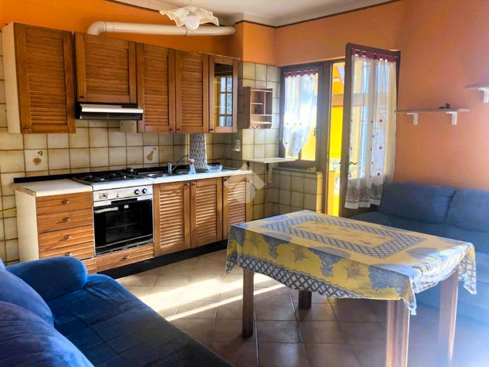 Casa quadrilocale in vendita in Frazione quario, Strona