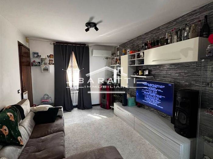 Casa con 6 locali in vendita in Tagliata, Guastalla