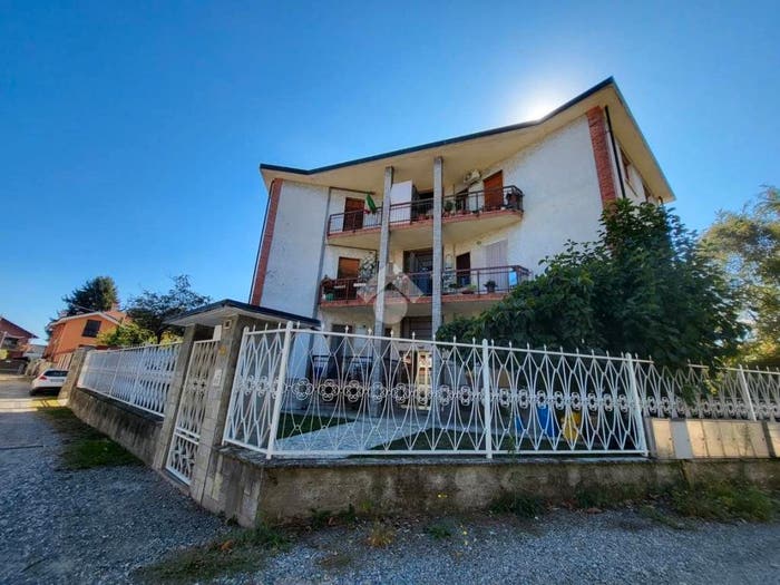 Appartamento trilocale in vendita in Via san maurizio, Centro, Ciriè
