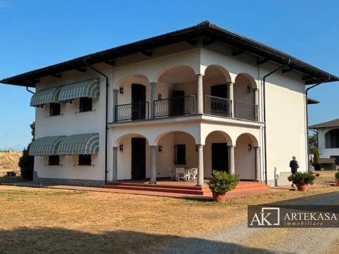 Casa con 6 locali in vendita in Corso Vercelli, San Paolo, Novara