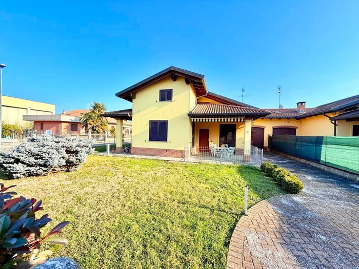 Casa con 6 locali in vendita in Via Tagliata, Casalbagliano, Alessandria