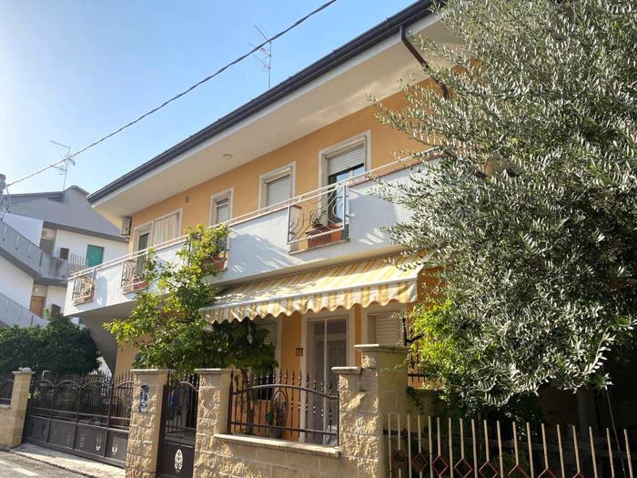 Appartamento con 5 locali in vendita in Via Repubblica di San Marino, Lungomare Marconi, Alba Adriatica