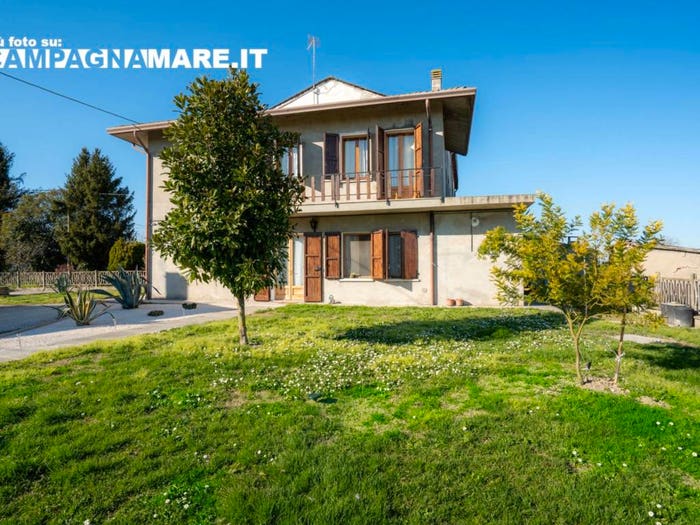 Casa con 6 locali in vendita in Via Lino Cavallari, Coccanile Cesta, Copparo