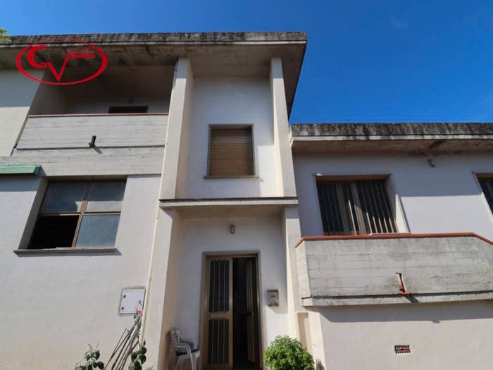 Appartamento con 6 locali in vendita in Piazza di Levanella, Levanella, Montevarchi