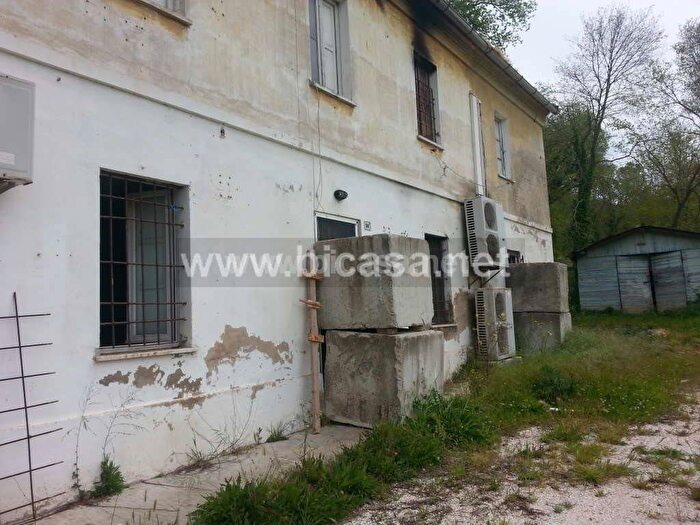 Casa con 6 locali in vendita in STRADA DEI COLLI, Ledimar Baratoff, Pesaro