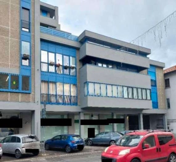 Appartamento trilocale in vendita in Piazzale Camerlata, Camerlata Rebbio, Como