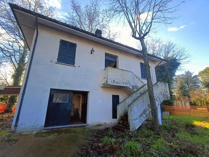 Casa quadrilocale in vendita in Romiti, Forlì