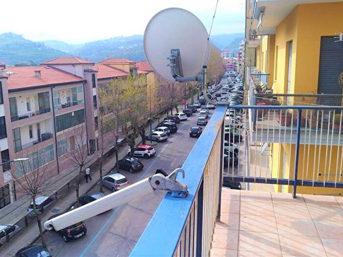 Appartamento con 5 locali in vendita in Acquedotto, Cosenza