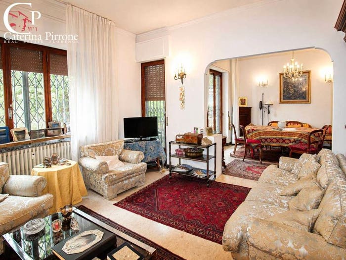 Appartamento con 6 locali in vendita in via Fratelli Bronzetti, Campo di Marte, Firenze