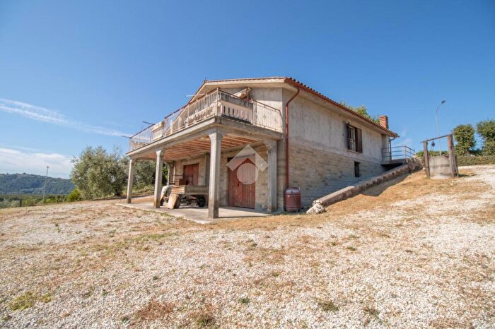 Casa quadrilocale in vendita in Via S Giovanni, Forano