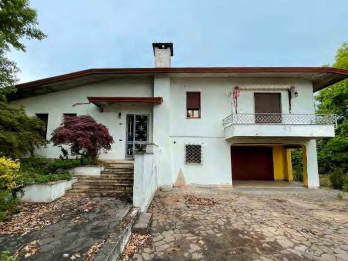 Appartamento con 6 locali in vendita in Via Pastoreria, Gazzo