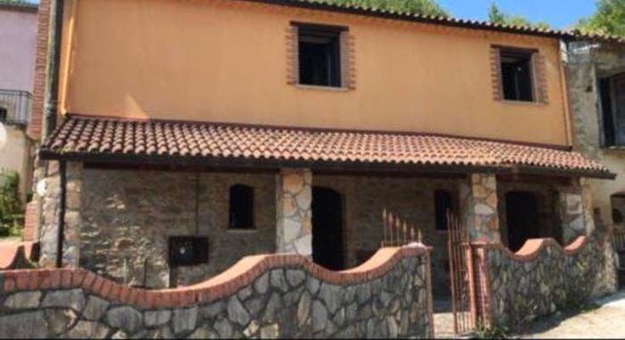 Casa con 6 locali in vendita in Località Pinciere, Centro, Bojano