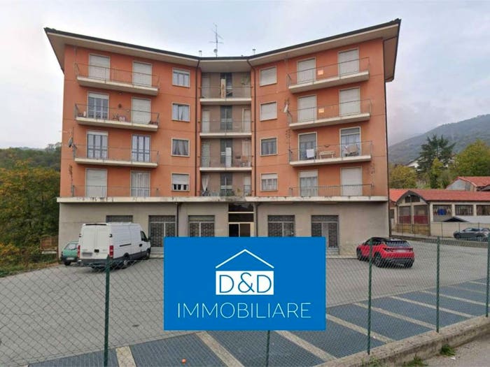 Appartamento quadrilocale in vendita in Frazione Bosume, Centro, Forno Canavese