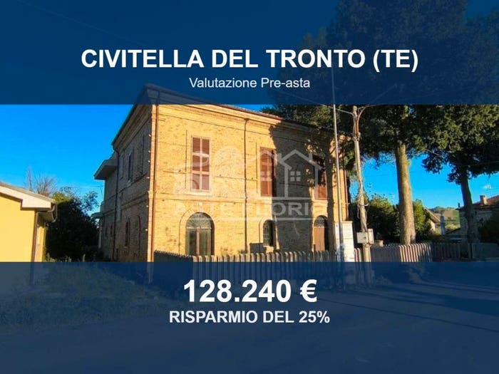 Casa con 6 locali in vendita in Via Tavolaccio, Le Casette, Civitella del Tronto