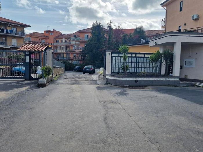 Appartamento trilocale in vendita in Via Ulisse, Vambolieri I, Aci Catena