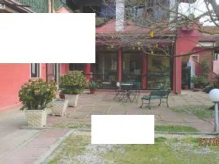 Casa con 6 locali in vendita in Via Luxemburg Rosa, Samassi