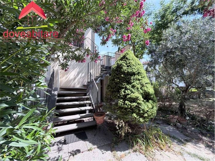 Casa con 5 locali in vendita in PIAZZA SAN DONATO, Centro Storico, Pinerolo