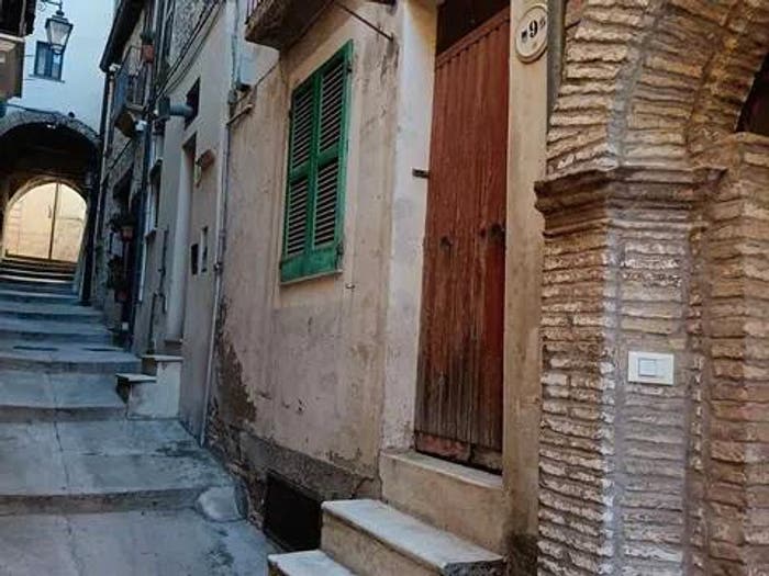 Casa quadrilocale in vendita in Vico Xxxi Garibaldi, Centro, Lanciano
