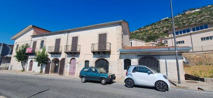 Casa in vendita in Via Magni, Centro, Arce