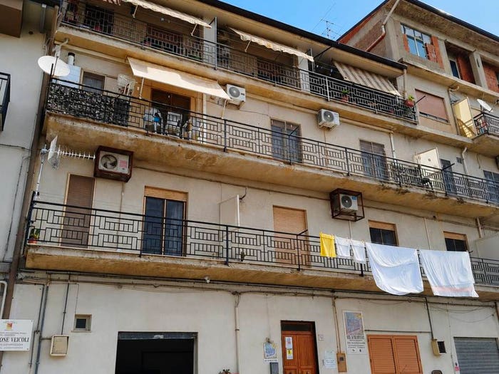 Appartamento con 6 locali in vendita in Via Scaldamosche, Bivona