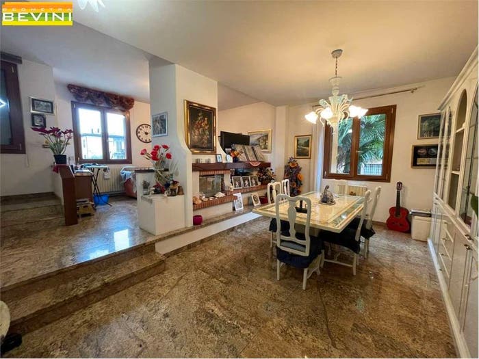 Casa con 5 locali in vendita in VIA BEETHOVEN, Modena Est, Modena
