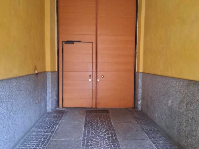 Appartamento bilocale in vendita in Via Legnone, Dergano, Milano