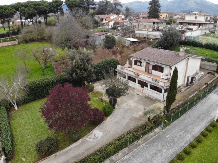 Casa con 6 locali in vendita in Via Quadrelle, Arpino Quadrelle, Palestrina