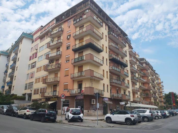Appartamento quadrilocale in vendita in Via Ferdinando di Giorgi, Uditore Leonardo Da Vinci Alta, Palermo