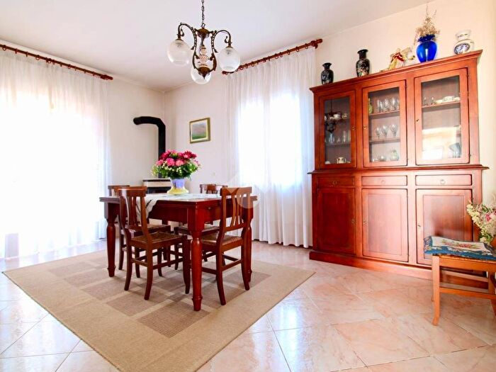 Casa con 5 locali in vendita in Via Santa Maria, Centro, Bicinicco