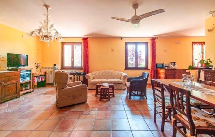 Appartamento quadrilocale in vendita in via Molina, Nocera Umbra