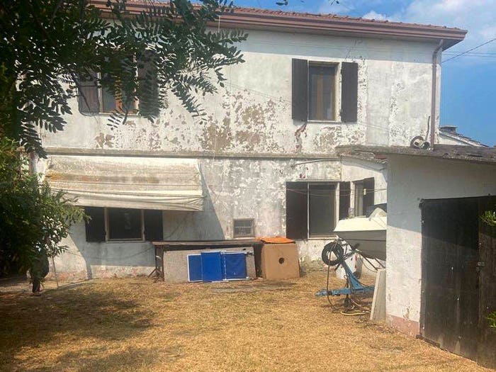 Casa con 6 locali in vendita in Via Po di Goro, Ariano nel Polesine