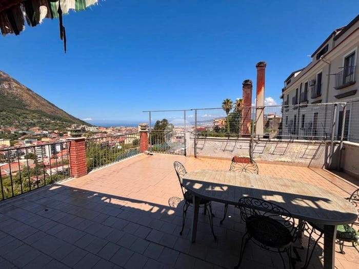 Casa con 6 locali in vendita in Via san giuseppe, Centro, Gragnano