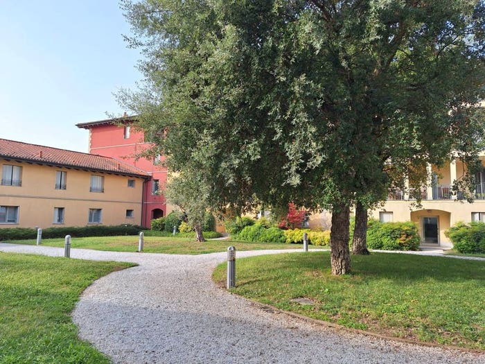 Appartamento bilocale in vendita in Viale Giuseppe Di Vittorio, Dosso del Corso Chiesanuova, Mantova