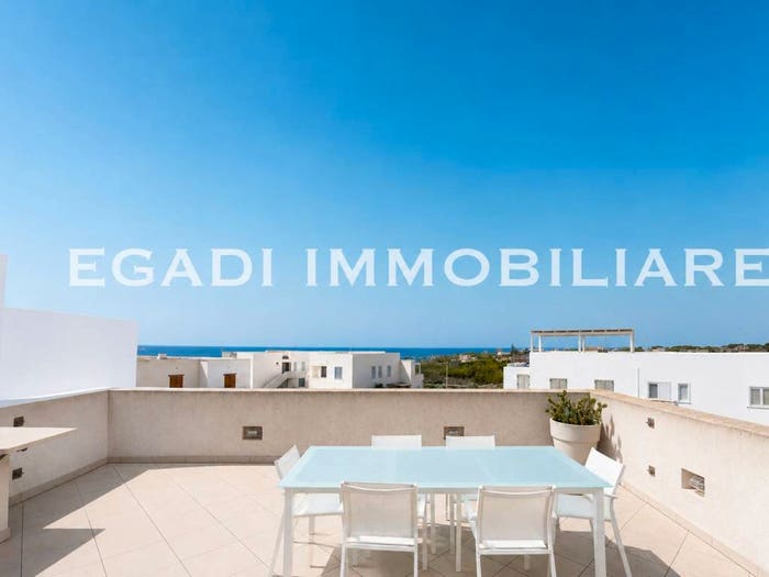 Casa quadrilocale in vendita in Via Duilio, Centro, Favignana