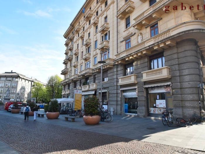 Appartamento con 5 locali in vendita in Baluardo Partigiani, Centro Storico, Novara