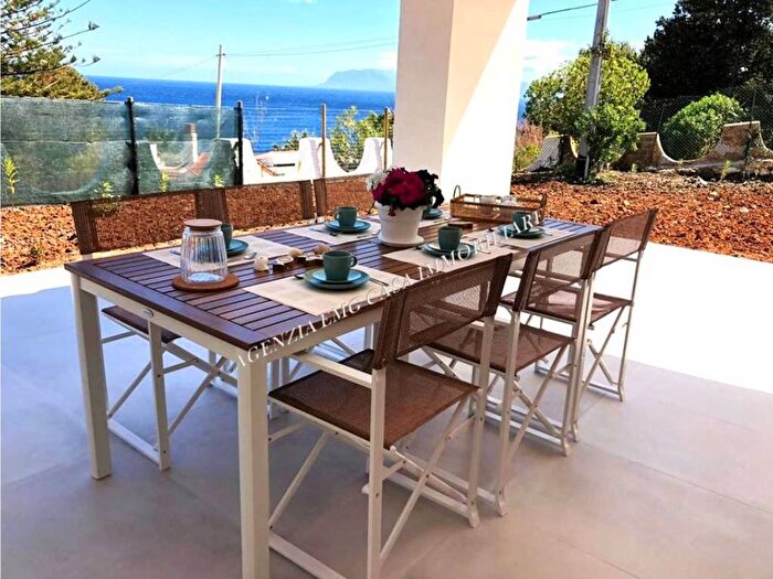 Casa quadrilocale in vendita in Contrada Mazzo di Sciacca, Scopello, Castellammare del Golfo