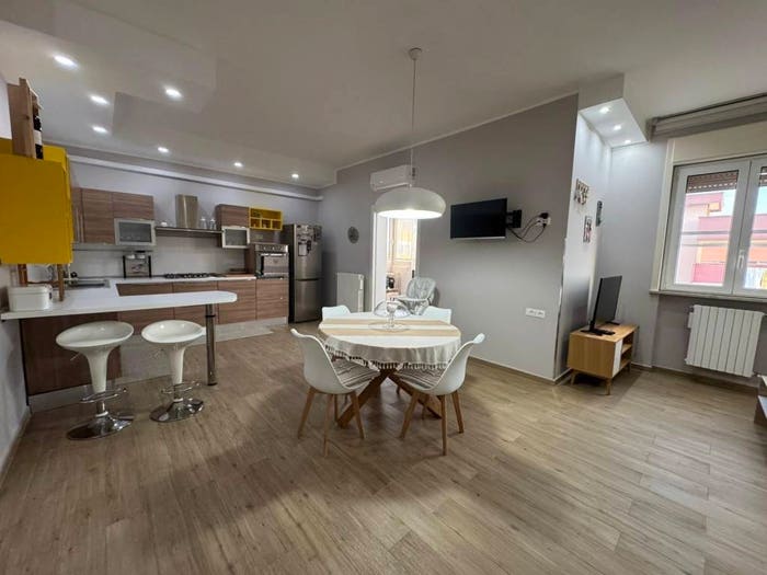 Appartamento quadrilocale in vendita in Via Benvenuto Cellini, Sant'Elia, Brindisi
