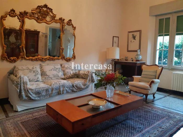 Casa con 6 locali in vendita in Porta a Lucca, Pisa