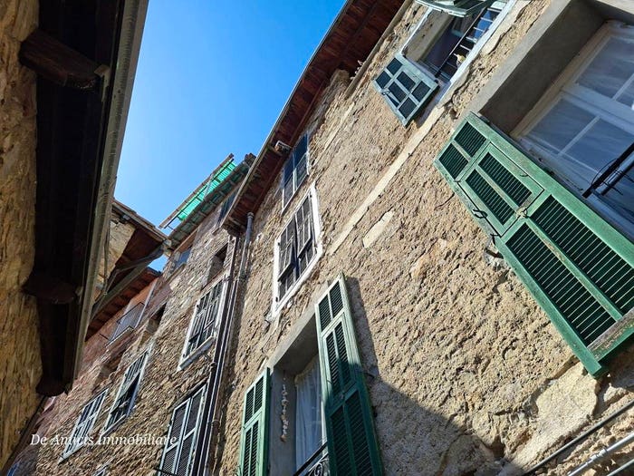 Appartamento monolocale in vendita in Via Roma, Centro, Apricale