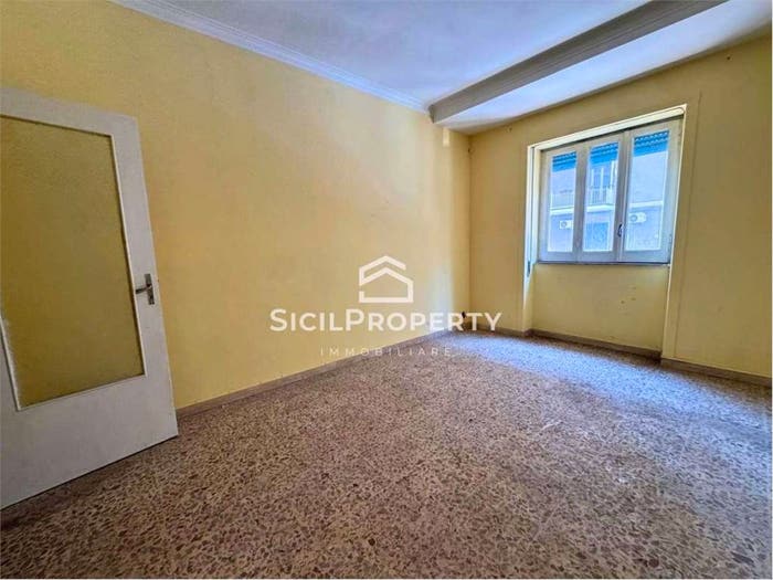 Appartamento quadrilocale in vendita in via Ammiraglio Caracciolo, Rapisardi, Catania